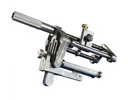 Устройство для снятия оксидного слоя с ПЭ труб